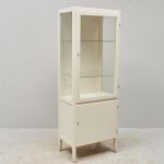 1555 4227 DISPLAY CABINET